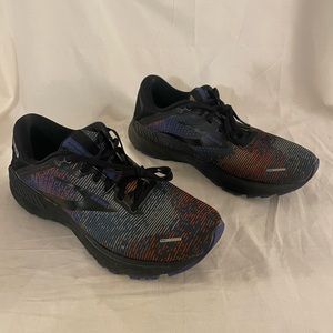 Brooks Adrenaline GTS 22 Mens Sz 9.5 Black Blue Running Shoes Athletic Sneakers